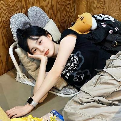 穿着旗袍的女孩
